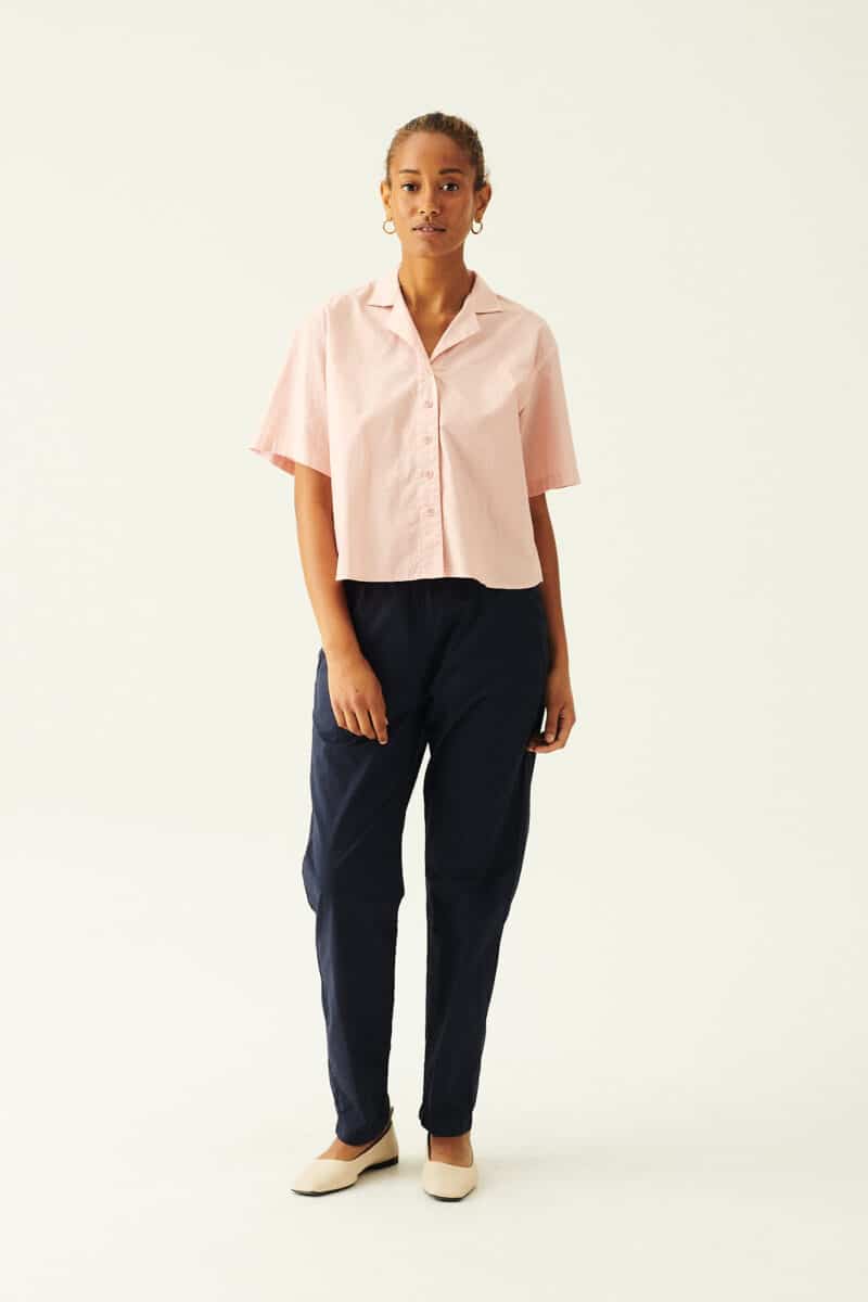 PAREL GARMENT DYED POPLIN - MØRKEBLÅ